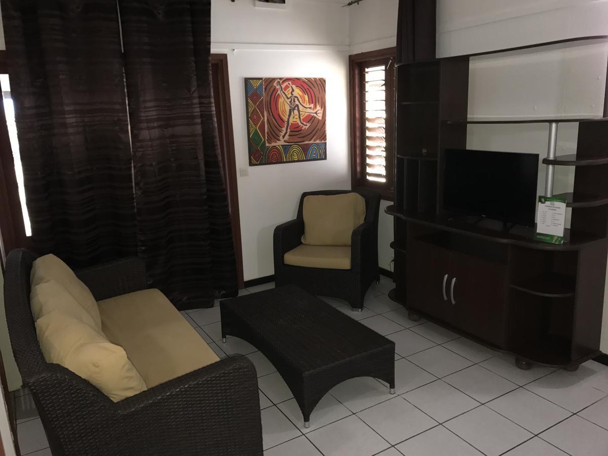 Hotel Nengone Village Mare Экстерьер фото